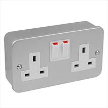 Status Metal Clad 2 Gang Switched Socket